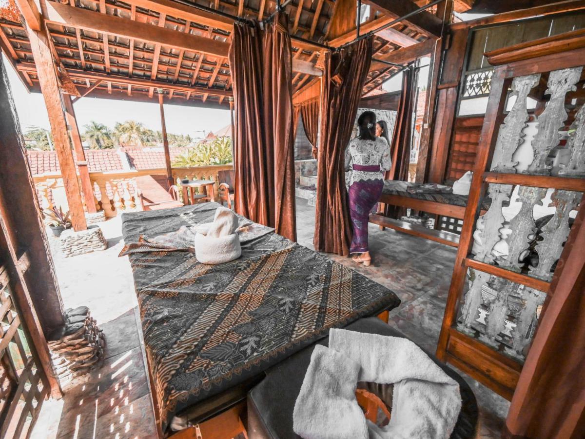 Lovina Palace エクステリア 写真